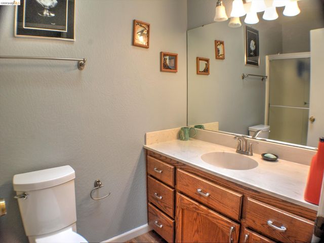 12293 Tower Peak Ct, Groveland, CA 95321