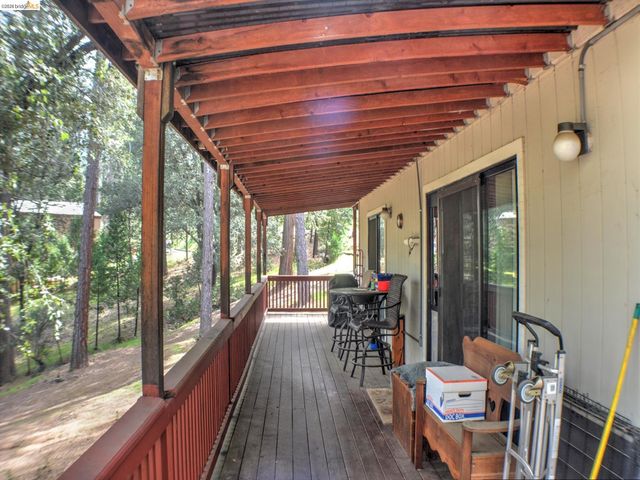 12293 Tower Peak Ct, Groveland, CA 95321