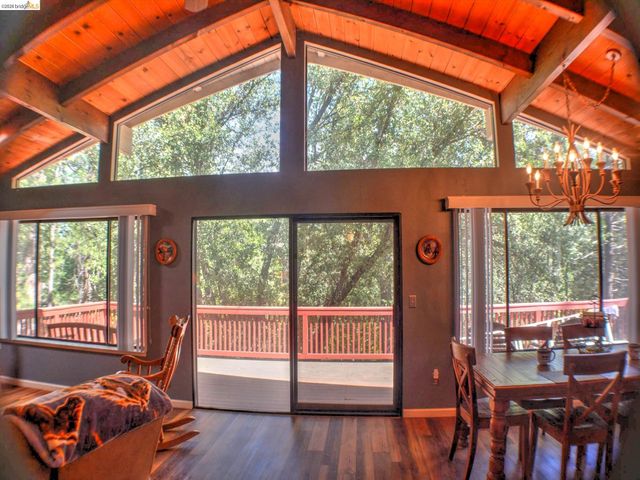 12293 Tower Peak Ct, Groveland, CA 95321