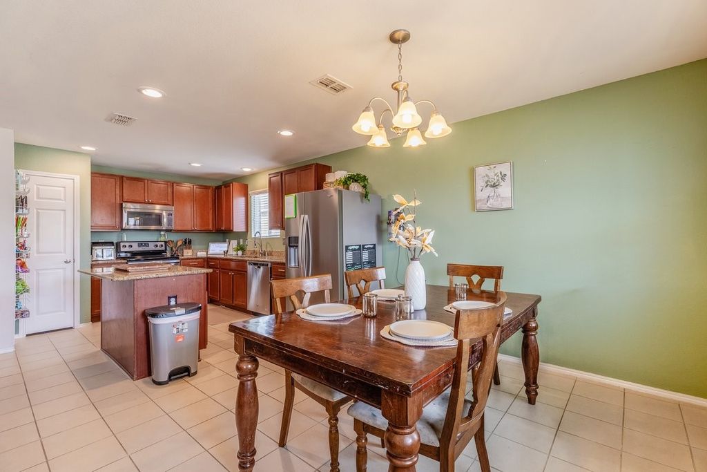 5913 Mountain Bluff Drive, Fort Worth, TX 76179 — photo 5