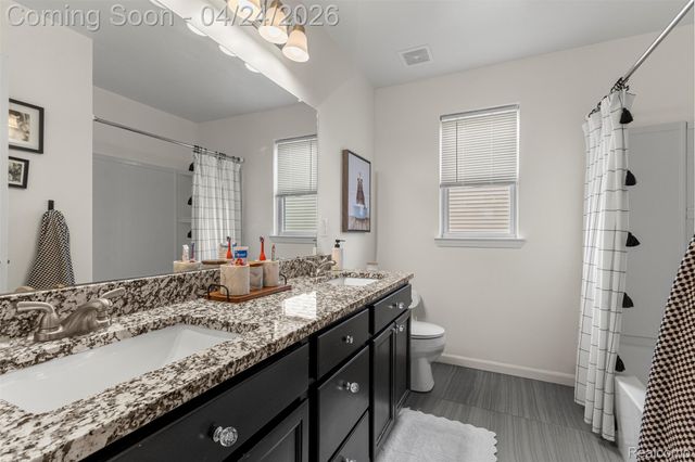 5149 Bradmore Lane, Warren, MI 48092