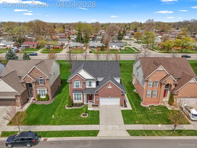 5149 Bradmore Lane, Warren, MI 48092
