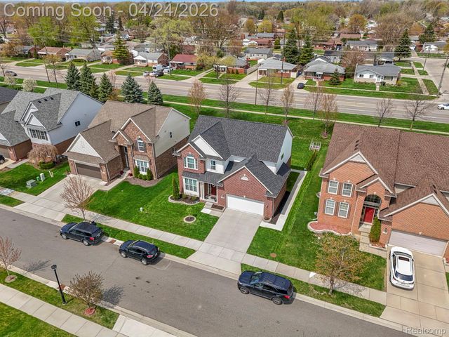 5149 Bradmore Lane, Warren, MI 48092