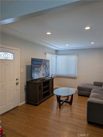 300 W Hillsdale, Inglewood, CA 90302