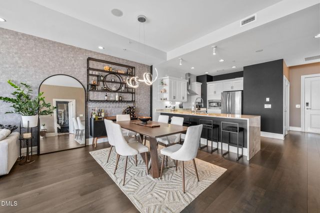 400 W North Street 1218, Raleigh, NC 27603