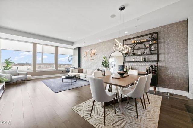 400 W North Street 1218, Raleigh, NC 27603