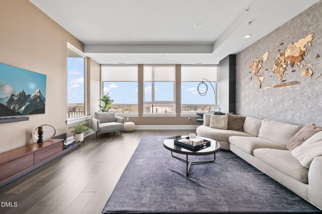 400 W North Street 1218, Raleigh, NC 27603