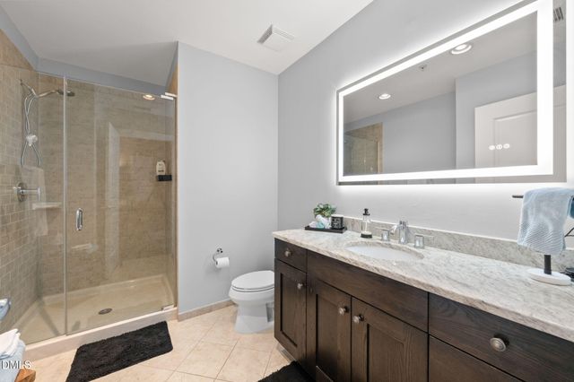 400 W North Street 1218, Raleigh, NC 27603