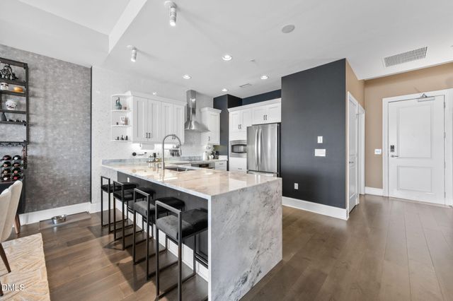 400 W North Street 1218, Raleigh, NC 27603