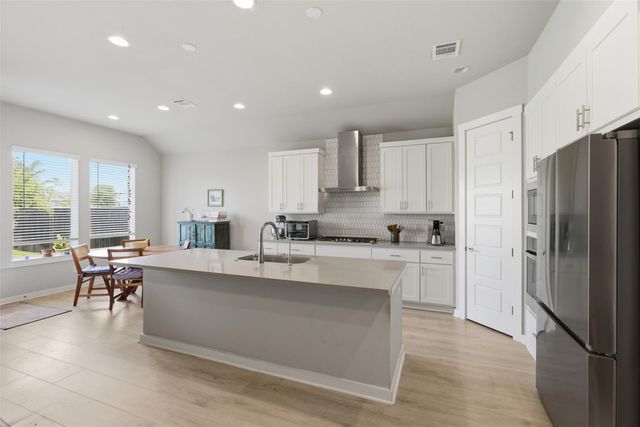 461 Coyote Creek WAY, Kyle, TX 78640