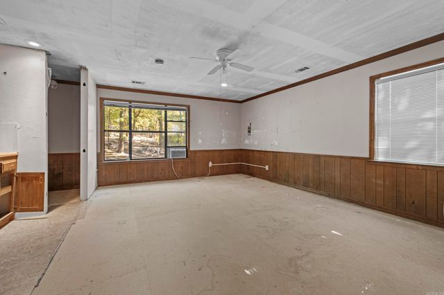 11 Pontalba Drive, Little Rock, AR 72211