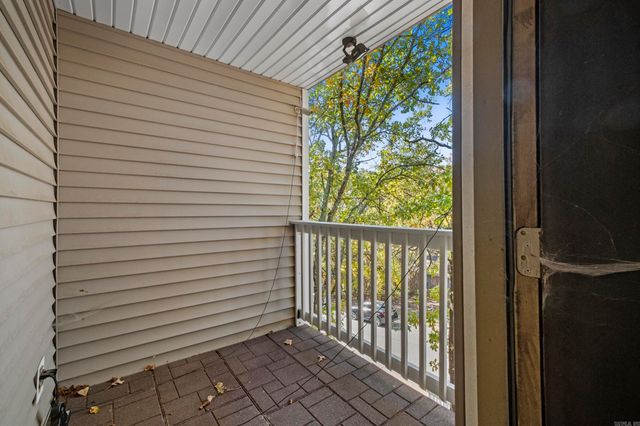 11 Pontalba Drive, Little Rock, AR 72211