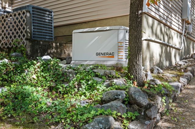 11 Pontalba Drive, Little Rock, AR 72211