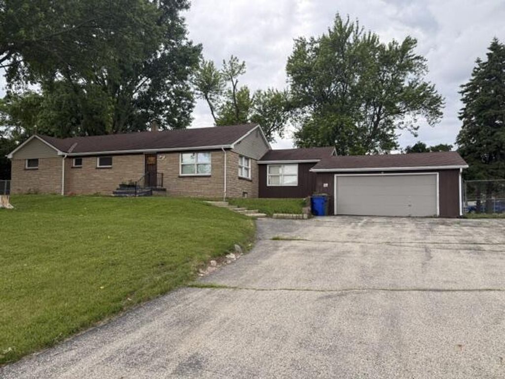W191S7509 Richdorf DRIVE, Muskego, WI 53150