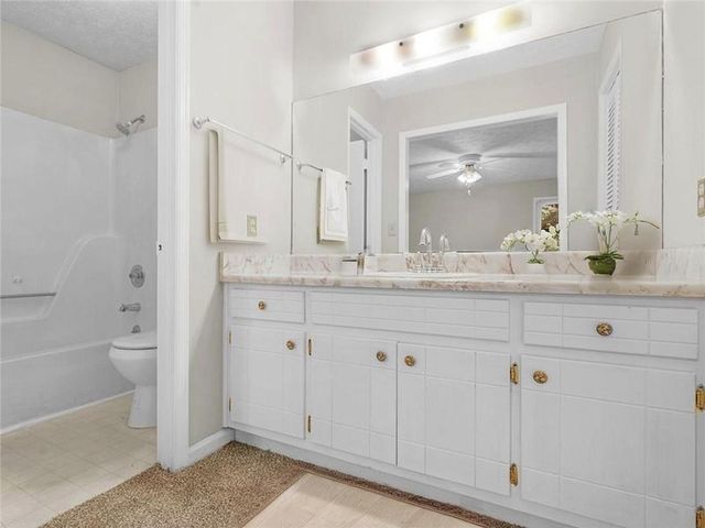 6683 Homestead Road, Rex, GA 30273