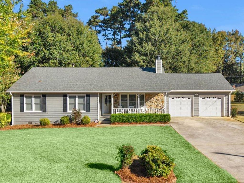 6683 Homestead Road, Rex, GA 30273