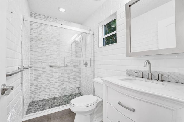 4731 NE 13 Avenue, Oakland Park, FL 33334