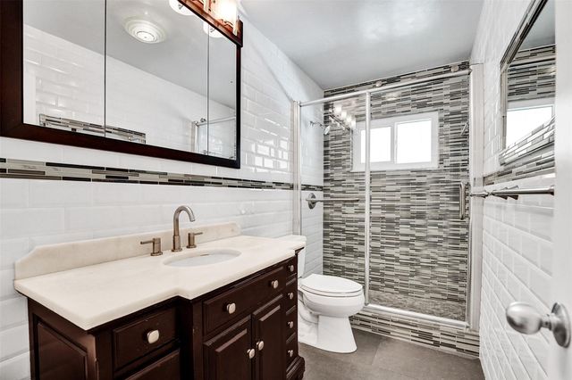 4731 NE 13 Avenue, Oakland Park, FL 33334