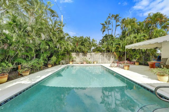 4731 NE 13 Avenue, Oakland Park, FL 33334