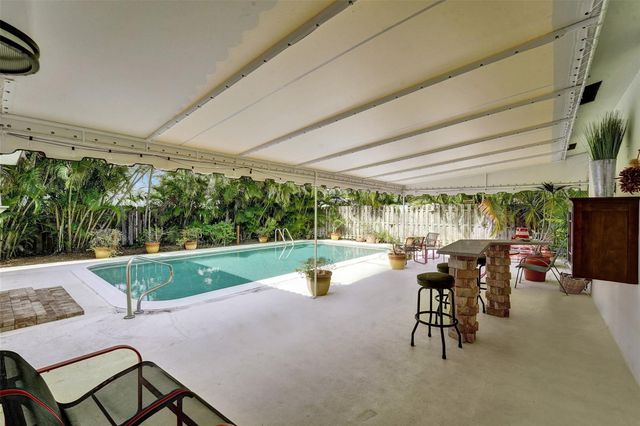 4731 NE 13 Avenue, Oakland Park, FL 33334