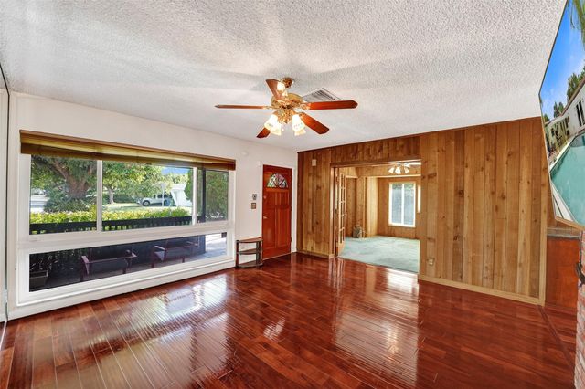 4731 NE 13 Avenue, Oakland Park, FL 33334