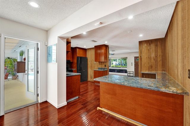 4731 NE 13 Avenue, Oakland Park, FL 33334