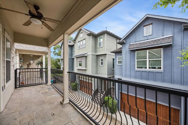 1017 W 16th Street, Houston, TX 77008