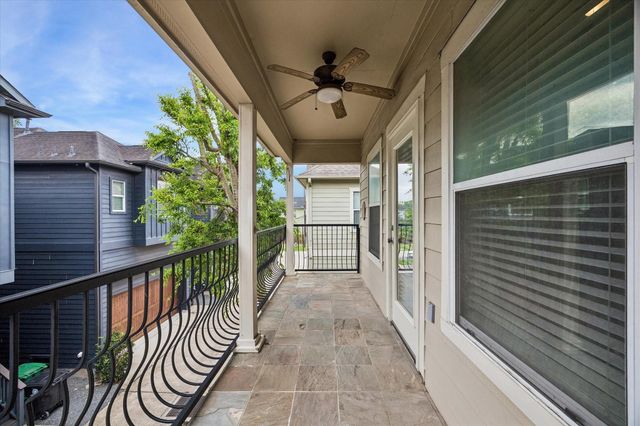 1017 W 16th Street, Houston, TX 77008