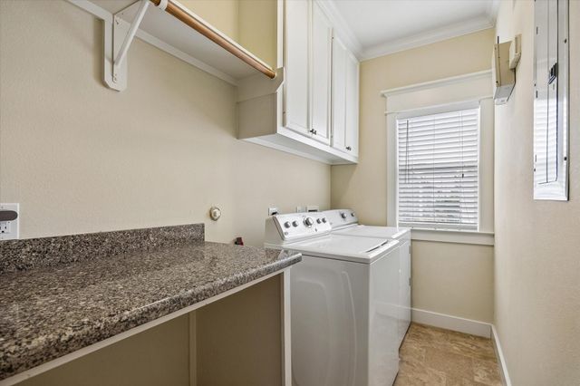 1017 W 16th Street, Houston, TX 77008