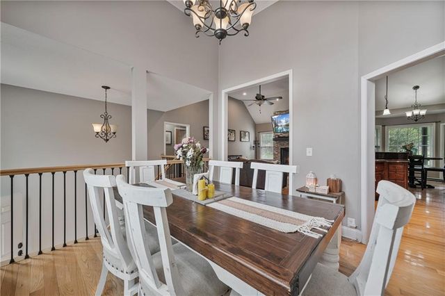 166 Woodford SE Way, Calhoun, GA 30701