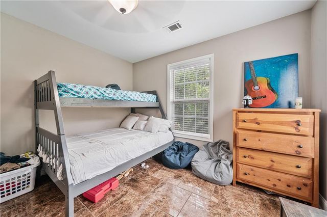 166 Woodford SE Way, Calhoun, GA 30701