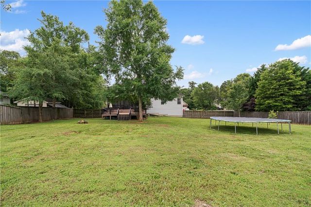 166 Woodford SE Way, Calhoun, GA 30701