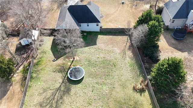 166 Woodford SE Way, Calhoun, GA 30701