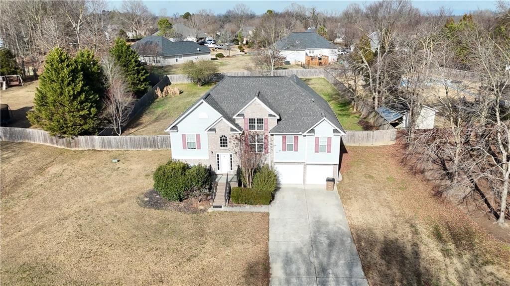 166 Woodford SE Way, Calhoun, GA 30701