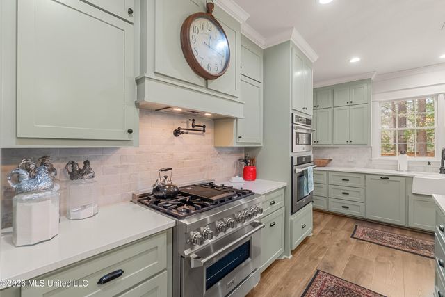 100 W Canebrake Boulevard, Hattiesburg, MS 39402