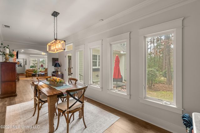 100 W Canebrake Boulevard, Hattiesburg, MS 39402