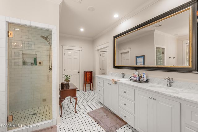 100 W Canebrake Boulevard, Hattiesburg, MS 39402