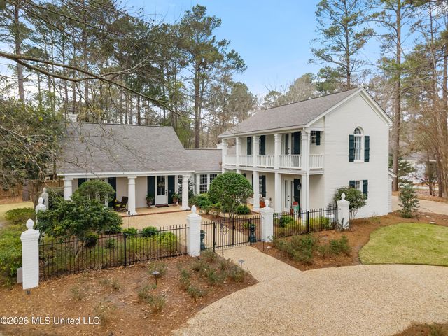 100 W Canebrake Boulevard, Hattiesburg, MS 39402