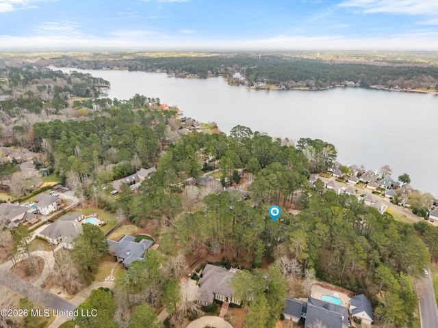 100 W Canebrake Boulevard, Hattiesburg, MS 39402