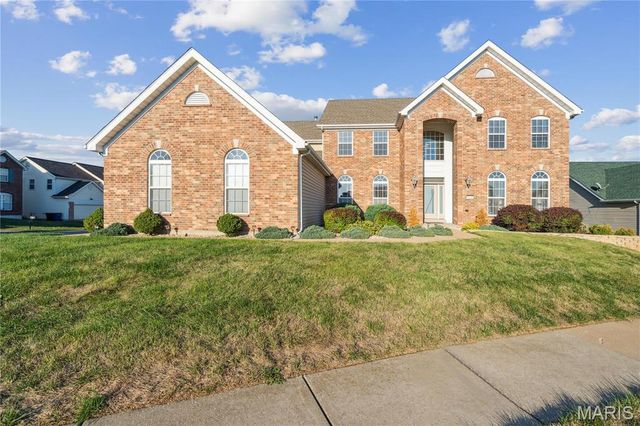 5125 Delcastle Drive, Florissant, MO 63034