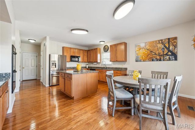 5125 Delcastle Drive, Florissant, MO 63034