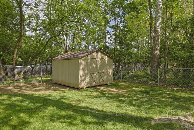 10631 Cinderella Drive, Montgomery, OH 45242
