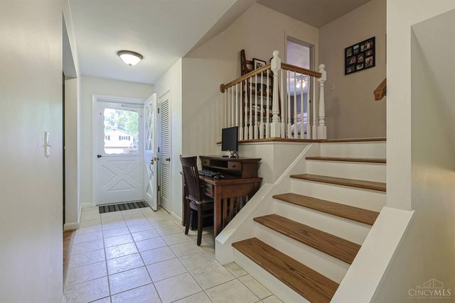 10631 Cinderella Drive, Montgomery, OH 45242