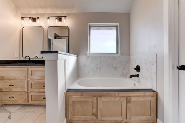 8655 Kayce Street, El Reno, OK 73036