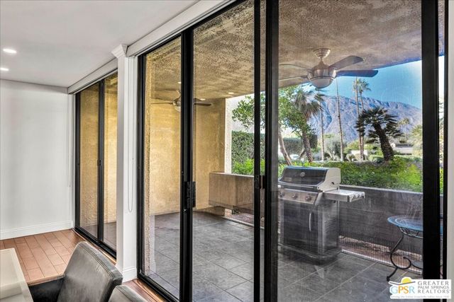 1660 S La Reina Way 1A, Palm Springs, CA 92264