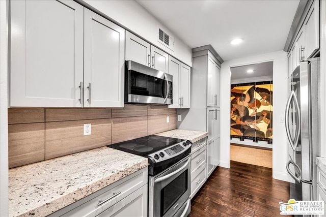 1660 S La Reina Way 1A, Palm Springs, CA 92264