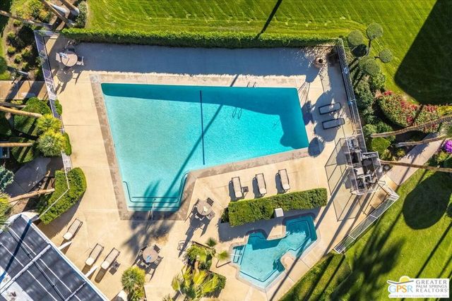 1660 S La Reina Way 1A, Palm Springs, CA 92264