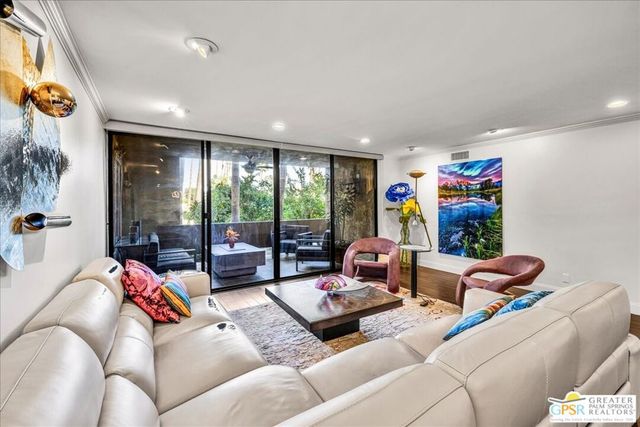 1660 S La Reina Way 1A, Palm Springs, CA 92264