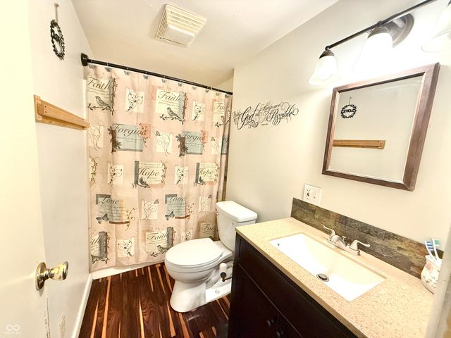 207 Locust Street, New Market, IN 47965