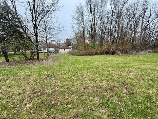 207 Locust Street, New Market, IN 47965